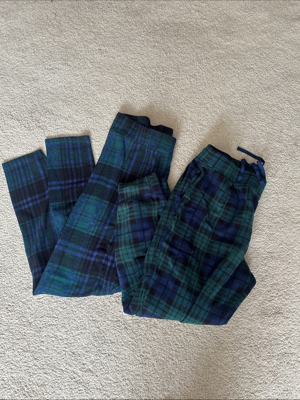 Cuddl Duds Women’s Green & Navy Plaid Lounge Pants/ Set of 2